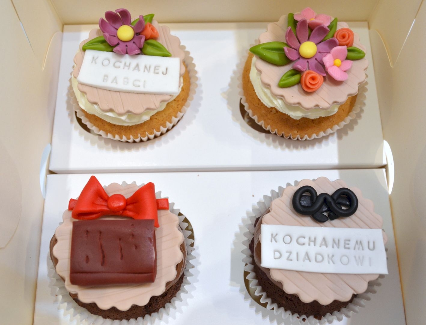 Babeczki Na Dzień Babci I Dziadka Muffinki, dekorowane babeczki - Planeta Tortów
